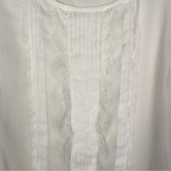 2/$30 White House Black Market Elegant Off White Women's Lace Semi sheer Top - Picture 8 of 11
